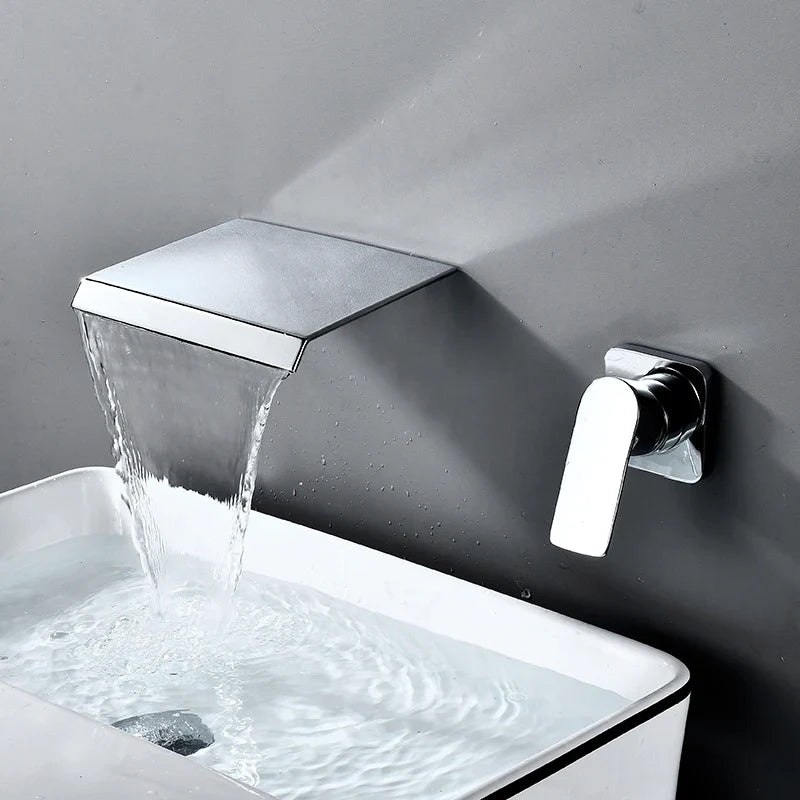 Robinet de lavabo pour salle de bain mural et encastrable avec cascade