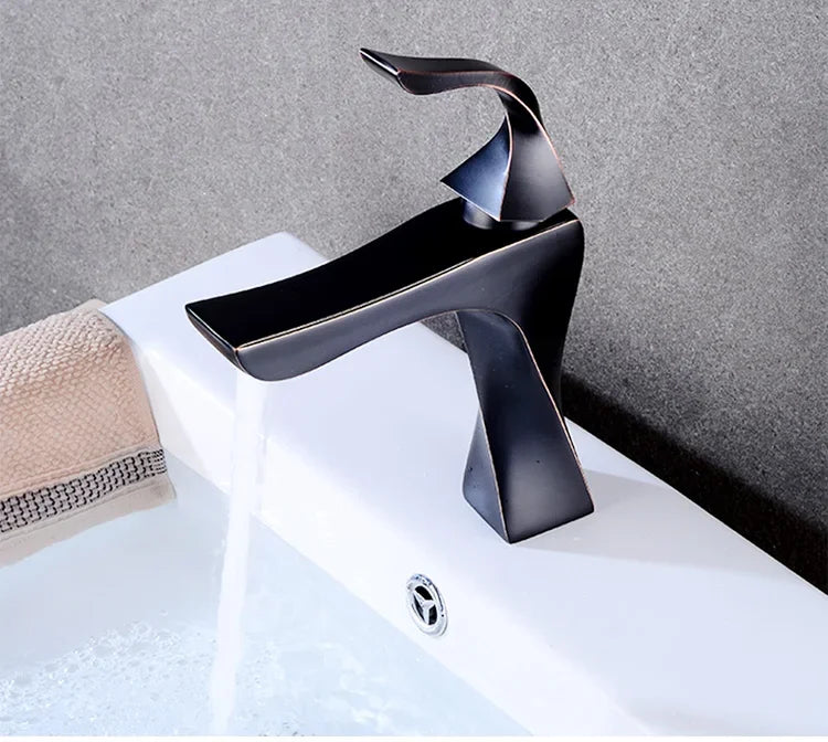 Robinet torsade avec mitigeur pour lavabo de salle de bain