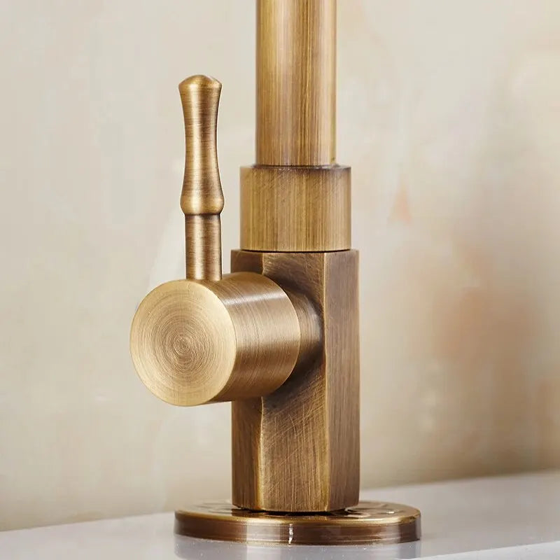 Robinet d'évier de cuisine minimaliste, rétro en bronze