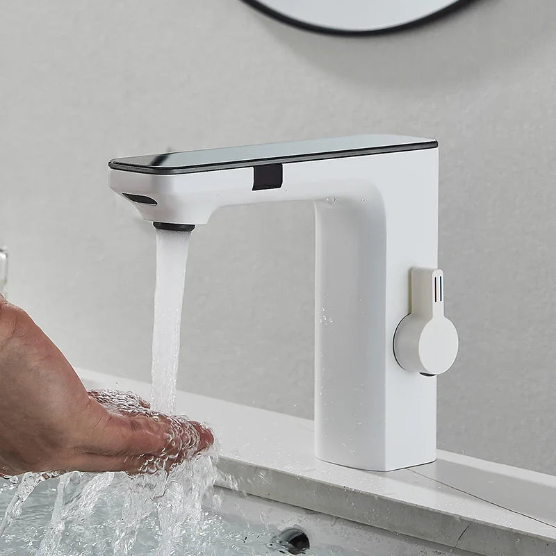 Robinet de lavabo tactile avec affichage thermostatique numérique