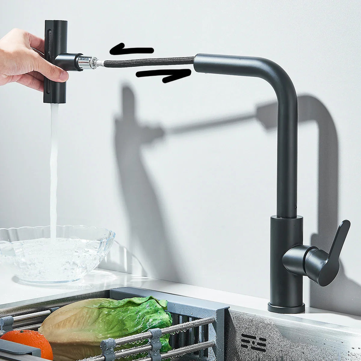 Robinet fin pour évier de cuisine avec bec pivotant