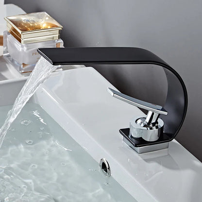 Robinet de lavabo pour salle de bain plat et incurvé