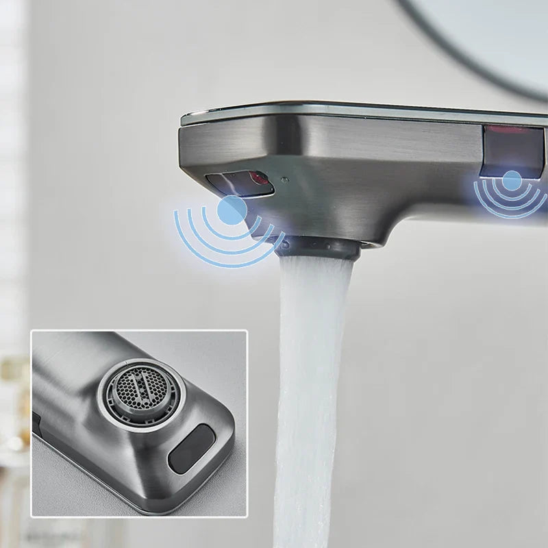 Robinet de lavabo tactile avec affichage thermostatique numérique