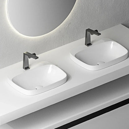 Robinet de salle de bain pour lavabo au design contemporain avec mitigeur