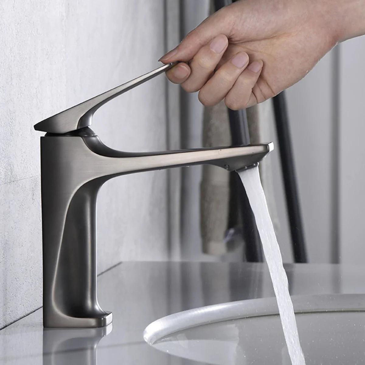 Robinet de lavabo pour salle de bain au design épuré