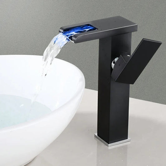 Robinet de lavabo pour salle de bain avec design de cascade LED et indicateur de température