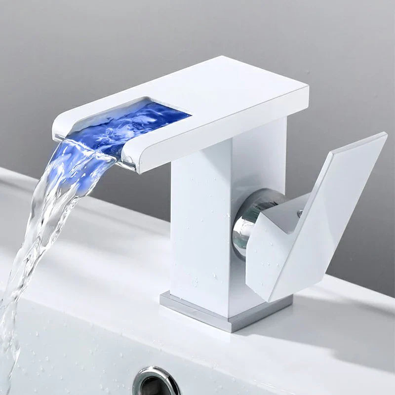 Robinet de lavabo pour salle de bain avec design de cascade LED et indicateur de température